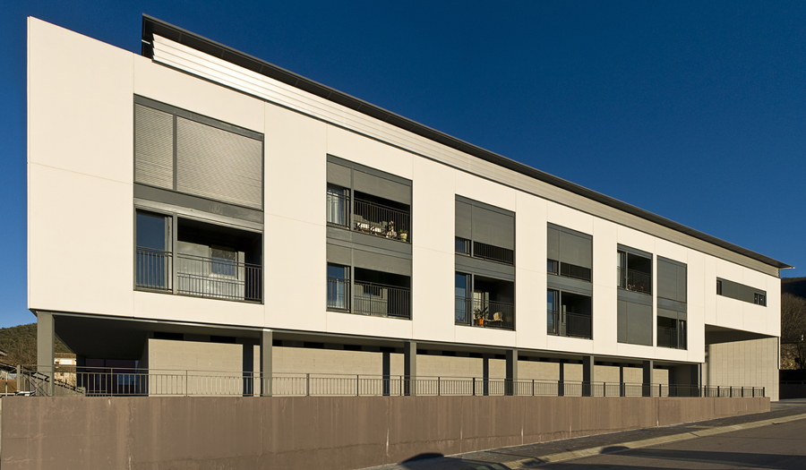 37 habitatges dotacionals de lloguer i consultori local